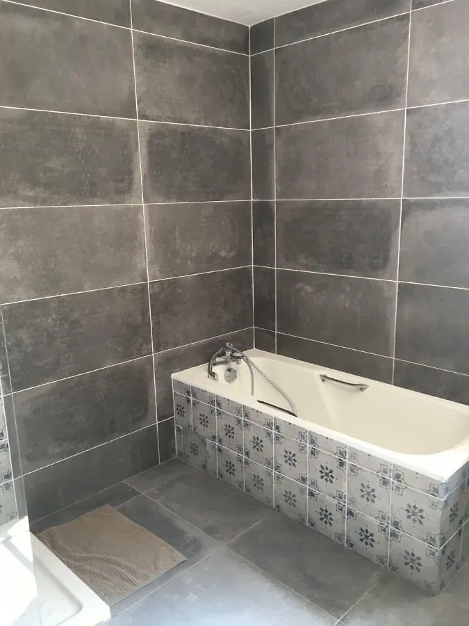 Holiday home Gite La Mirmandelle Villa